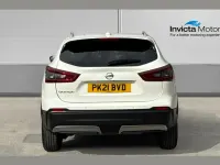 Used Nissan Qashqai N-Connecta 157 HP (115 kW) 2021 Arctic white SUV