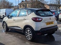 Usado Renault Captur Play 90 HP (66 kW) 2018 Branco SUV