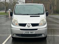 Used Renault Trafic 115 HP (84 kW) 2009 Silver MPV