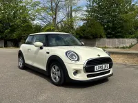 Used Mini ONE Classic 101 HP (74 kW) 2019 White Hatchback