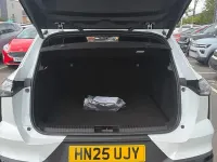 Usado Renault Symbioz Iconic Esprit Alpine 143 HP (105 kW) 2025 Branco SUV