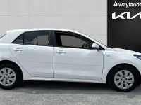 Used Kia Rio 84 HP (61 kW) 2020 White Hatchback