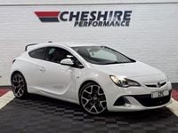 Used Vauxhall Astra GTC 276 HP (202 kW) 2016 White Coupe