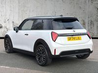 Used Mini Cooper S Hatch 201 HP (147 kW) 2024 White Hatchback