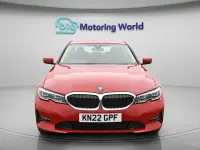 Begagnad BMW 330e 292 HK (214 kW) 2022 Röd Sedan