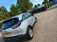 Used Vauxhall Crossland X 81 HP (59 kW) 2018 Silver SUV