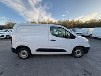 Used Vauxhall Combo 100 HP (73 kW) 2022 White Van