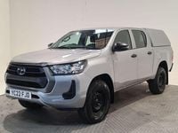 Used Toyota HiLux Active 150 HP (110 kW) 2022 Silver Pickup