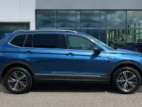 Used VW Tiguan Allspace SE 150 HP (110 kW) 2019 Blue silk metallic SUV