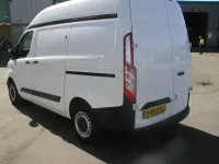 Used Ford Transit Custom 105 HP (77 kW) 2019 White Van