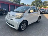 Used Toyota iQ 2014 White Hatchback