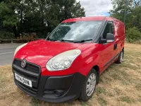 Used Fiat Doblò Active 105 HP (77 kW) 2014 Red MPV
