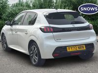 Used Peugeot 208 Allure+ 101 HP (74 kW) 2023 White Hatchback