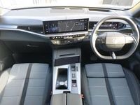 New Vauxhall Grandland X Ultimate 145 HP (106 kW) 2025 White SUV