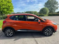 Used Renault Captur Dynamique 90 HP (66 kW) 2013 Orange SUV