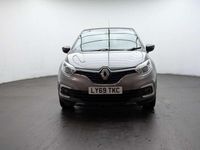 Used Renault Captur Iconic 90 HP (66 kW) 2019 Grey/black SUV