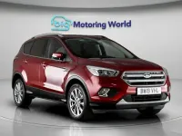 Gebraucht Ford Kuga Titanium 120 PS (88 kW) 2019 Rot SUV
