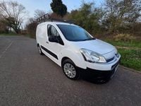 Used Citroën Berlingo 75 HP (55 kW) 2013 White MPV