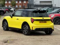 Used Mini Cooper S Hatch 201 HP (147 kW) 2025 Yellow Hatchback