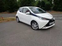 Used Toyota Aygo x-press 2015 White Hatchback
