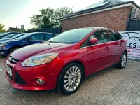 Used Ford Focus Titanium X 147 HP (108 kW) 2011 Red Hatchback