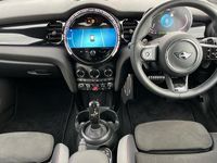 Usado Mini John Cooper Works Hatch 228 CV (167 kW) 2024 Verde Utilitario