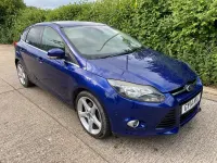 Used Ford Focus Titanium 2014 Blue Estate