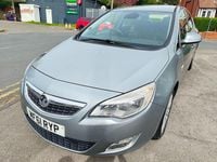 Used Vauxhall Astra Elite 115 HP (84 kW) 2011 Silver Hatchback