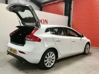 Used Volvo V40 SE Lux 115 HP (84 kW) 2014 White Hatchback