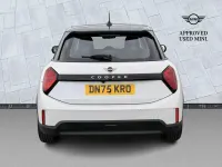 Used Mini Cooper Hatch 113 kW (154 HP) 2025 White Hatchback