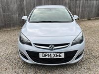 Used Vauxhall Astra Design Edition 115 HP (84 kW) 2014 Grey Hatchback