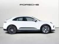 Used Porsche Macan 401 HP (294 kW) 2025 White SUV