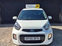 Used Kia Picanto 65 HP (47 kW) 2016 White Hatchback