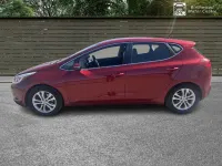 Używany Kia Ceed 126 KM (92 kW) 2014 Czerwony Hatchback