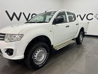 Used Mitsubishi L200 134 HP (98 kW) 2015 White Pickup