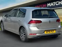 Używany VW Golf VII SE 2018 Srebrny Hatchback