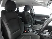 Used Hyundai i30 SE 140 HP (102 kW) 2019 Silver Hatchback