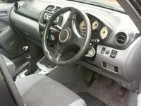 Used Toyota RAV4 147 HP (108 kW) 2003 SUV