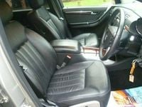 Used Mercedes R320 SE 2006 MPV