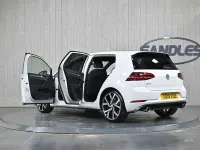 Used VW Golf VII GTI 245 HP (180 kW) 2019 White Hatchback