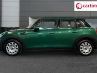 Usado Mini ONE Classic 102 CV (75 kW) 2022 Verde Utilitario