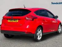 Used Ford Focus Titanium 125 HP (91 kW) 2017 Red Hatchback