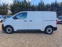 Used Vauxhall Vivaro S 100 HP (73 kW) 2023 White MPV