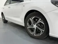 Used Hyundai i30 SE 120 HP (88 kW) 2023 White Hatchback