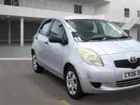 Used Toyota Yaris T2 67 HP (49 kW) 2006 Silver Hatchback