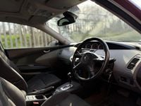 Used Nissan Primera 2003 Red Hatchback