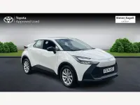 Used Toyota C-HR 140 HP (102 kW) 2024 White SUV