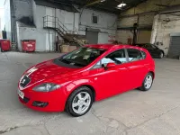 Used Seat Leon 102 HP (75 kW) 2009 Red Hatchback