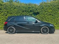 Usado Mercedes B200 AMG line 136 HP (100 kW) 2018 Preto Monovolume