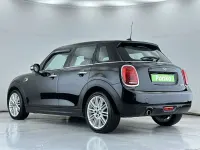 Używany Mini Cooper Hatch 2018 Czarny Hatchback